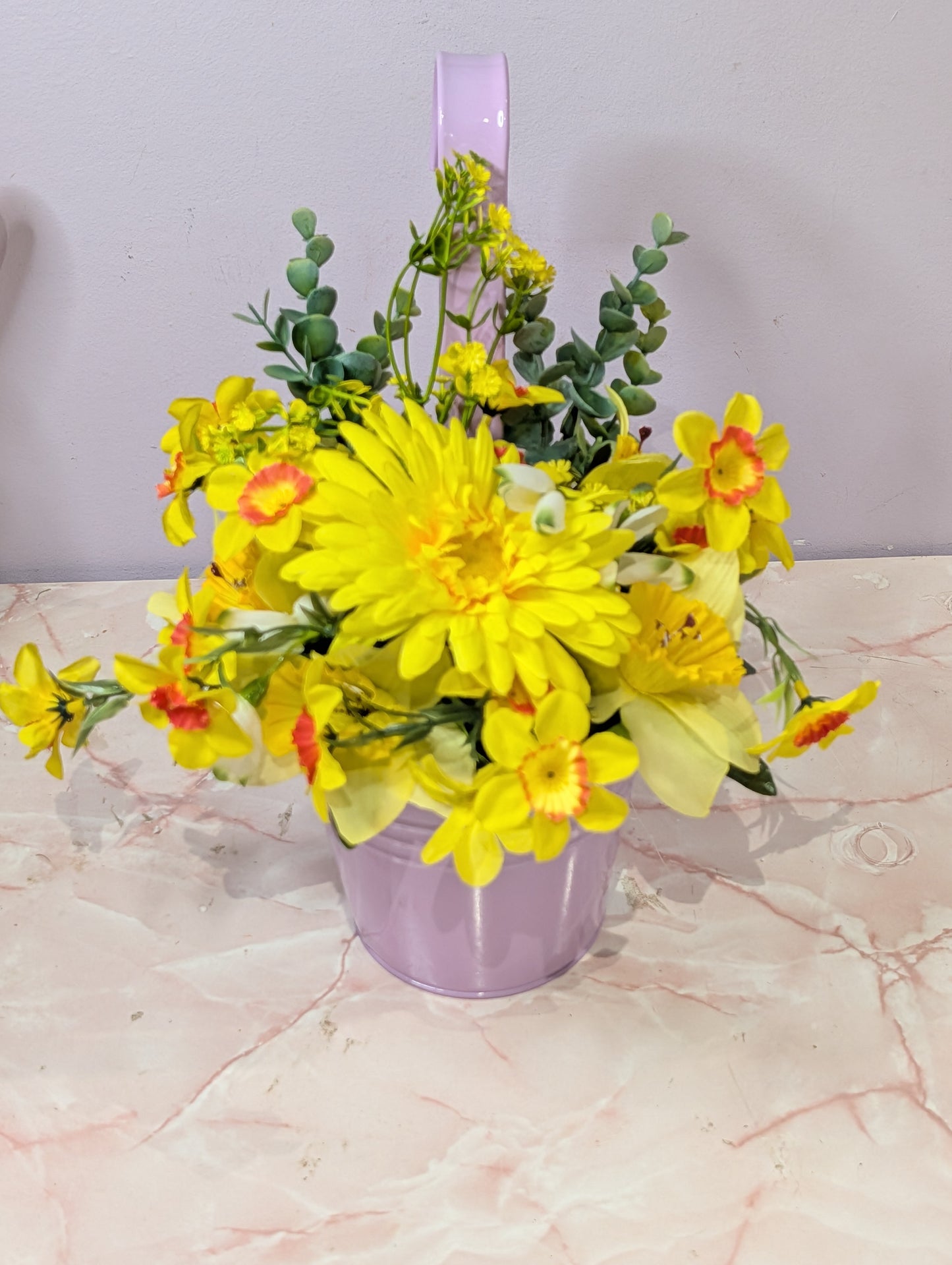 Artificial floral fence pot