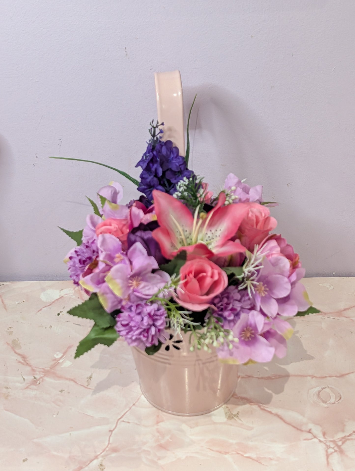 Artificial floral fence pot