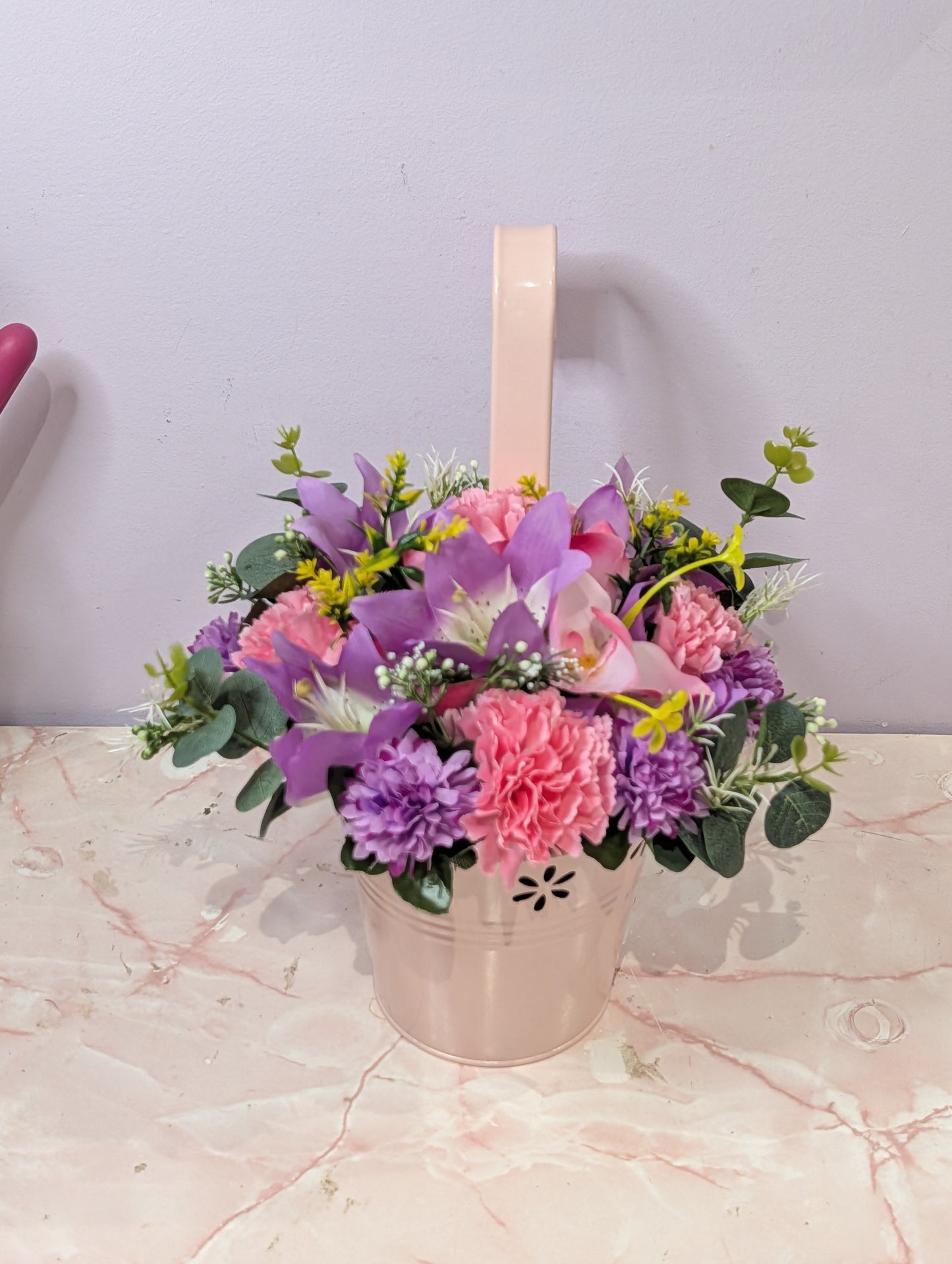 Artificial floral fence pot