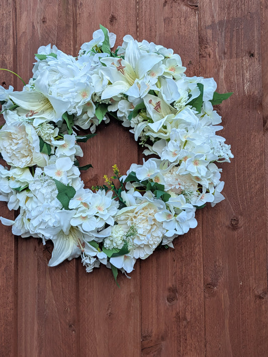 Boho artificial white floral wreath