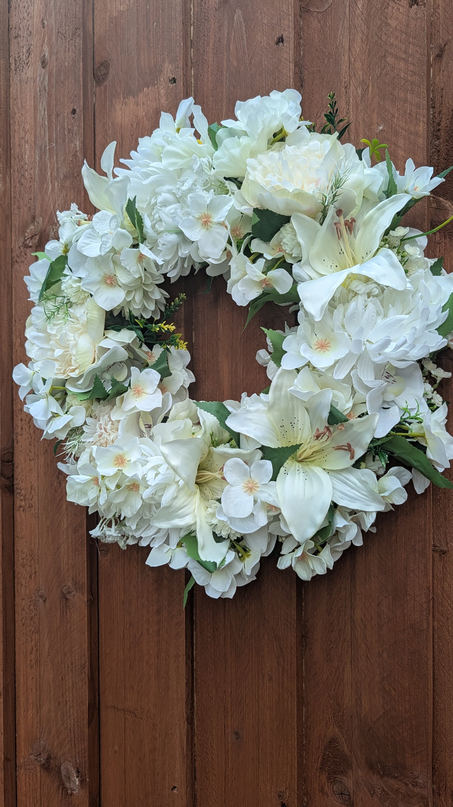 Ivory Elegance Floral Wreath
