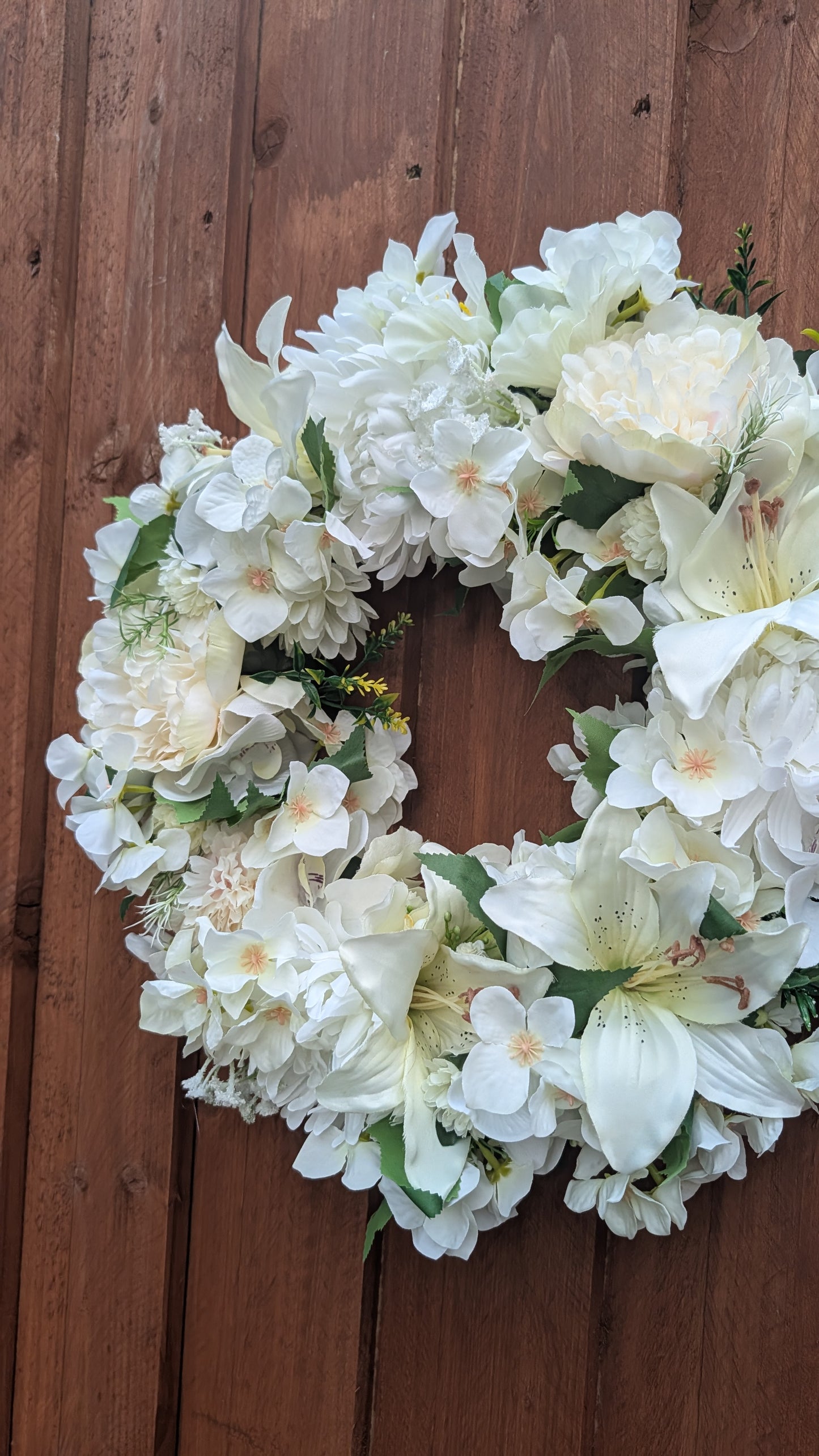 Ivory Elegance Floral Wreath