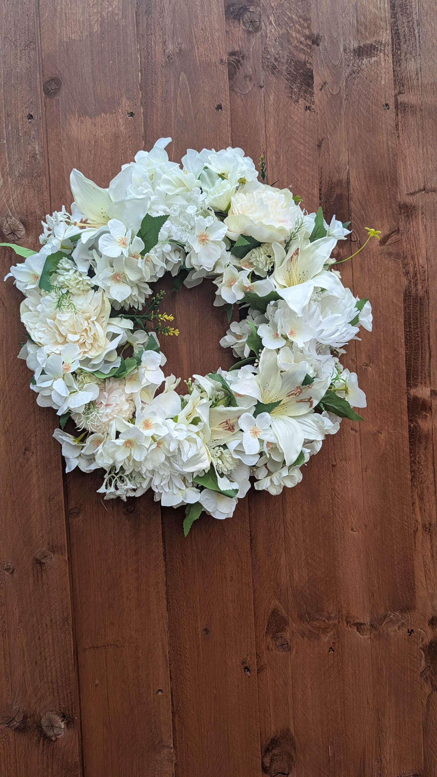 Ivory Elegance Floral Wreath