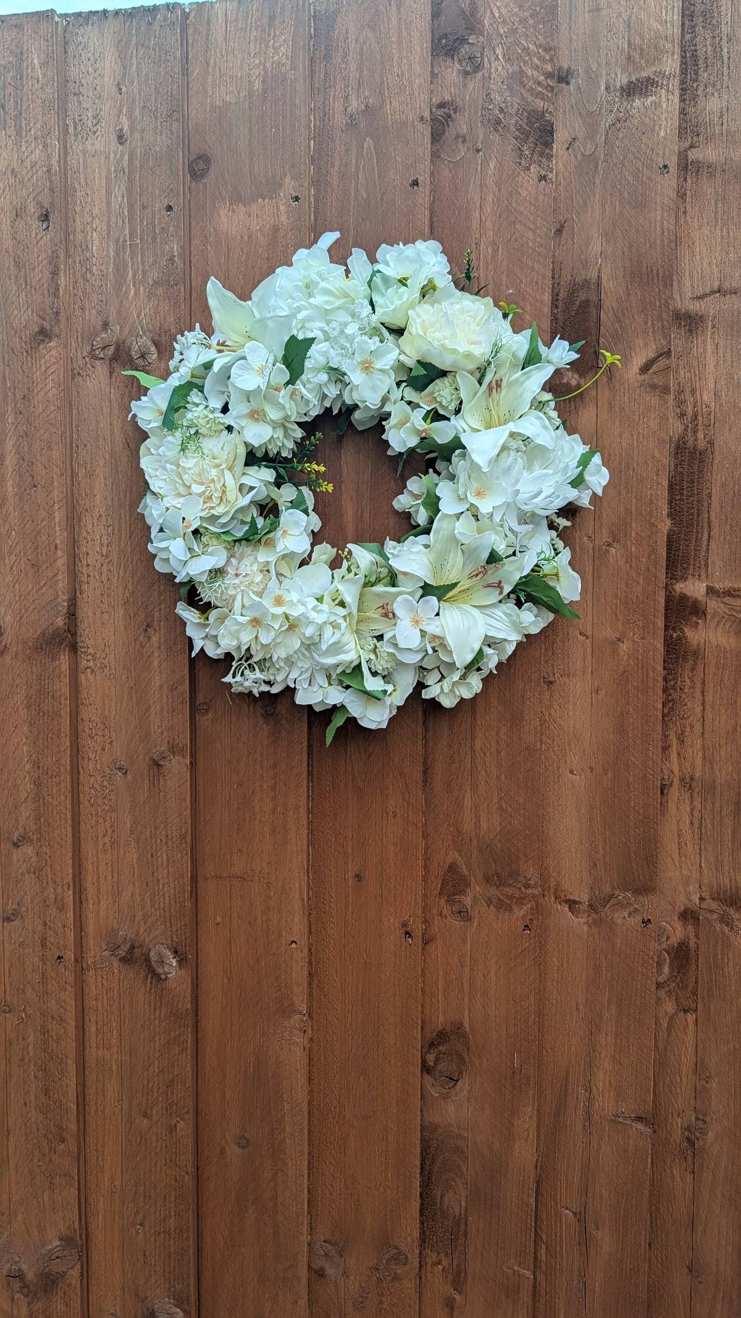 Ivory Elegance Floral Wreath